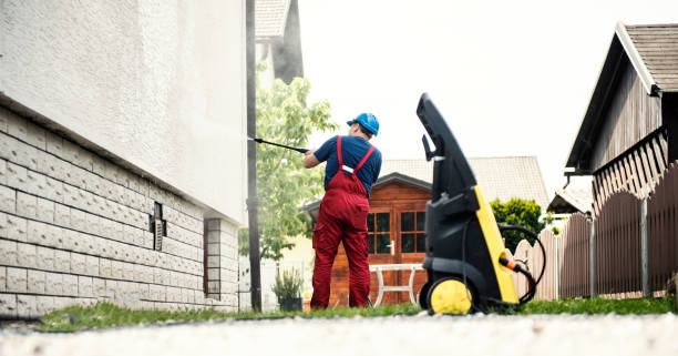Best Pool Deck Cleaning in Janesville, MN